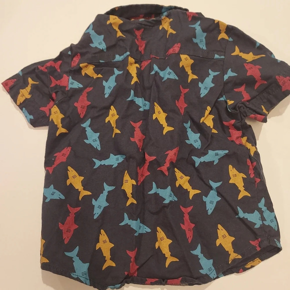 Original Penguin Baby Boy 2 Piece Shark Button Down Shirt & Pant Set in Size 18M - Picture 3 of 9